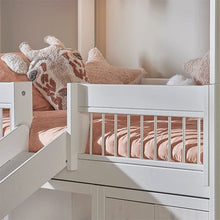 Load image into Gallery viewer, LIFETIME Kidsrooms Bed Front Lille sengehest med gitter 80 cm
