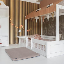 Indlæs billede til gallerivisning LIFETIME Kidsrooms Bed Hvid / Premium (23) Montessori seng 120x200 cm
