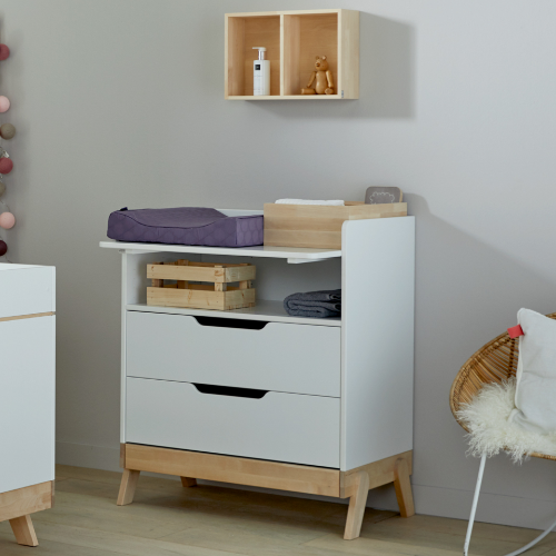 Changing table and desk (2-in-1)