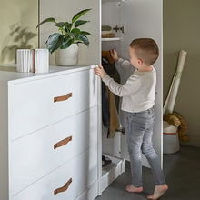 Load image into Gallery viewer, LIFETIME Kidsrooms Wardrobe ALT-I-ÉN kommode med 3 skuffer
