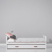 Load image into Gallery viewer, LIFETIME Kidsrooms Cool Kids bed Cool Kids enkeltseng 66 cm
