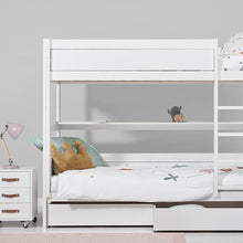 Load image into Gallery viewer, LIFETIME Kidsrooms Bed Køjeseng med stige 90x200 cm
