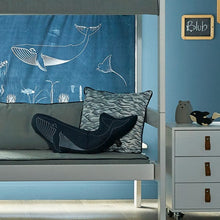 Load image into Gallery viewer, LIFETIME Kidsrooms Accessory Kvadratisk pude med havtema - Ocean Life
