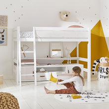 Load image into Gallery viewer, LIFETIME Kidsrooms Bed Mellemhøj seng med skrå stige
